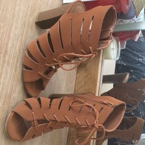 8 1/2 Bamboo brand heels